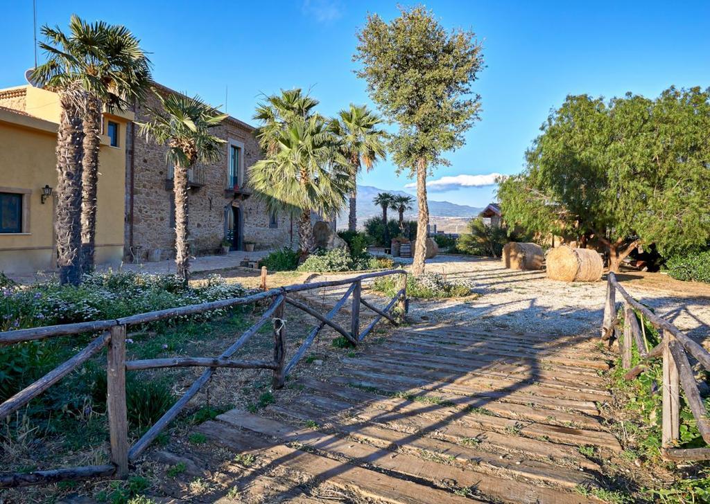 CenturipeAgriturismo Conte Ruggero别墅 外观 照片
