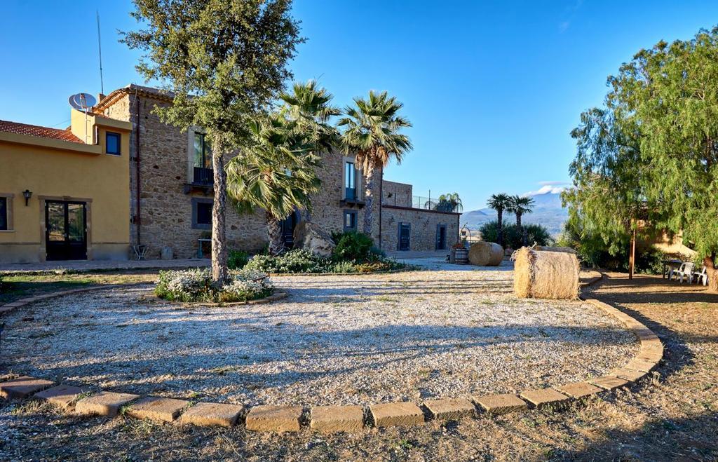 CenturipeAgriturismo Conte Ruggero别墅 外观 照片